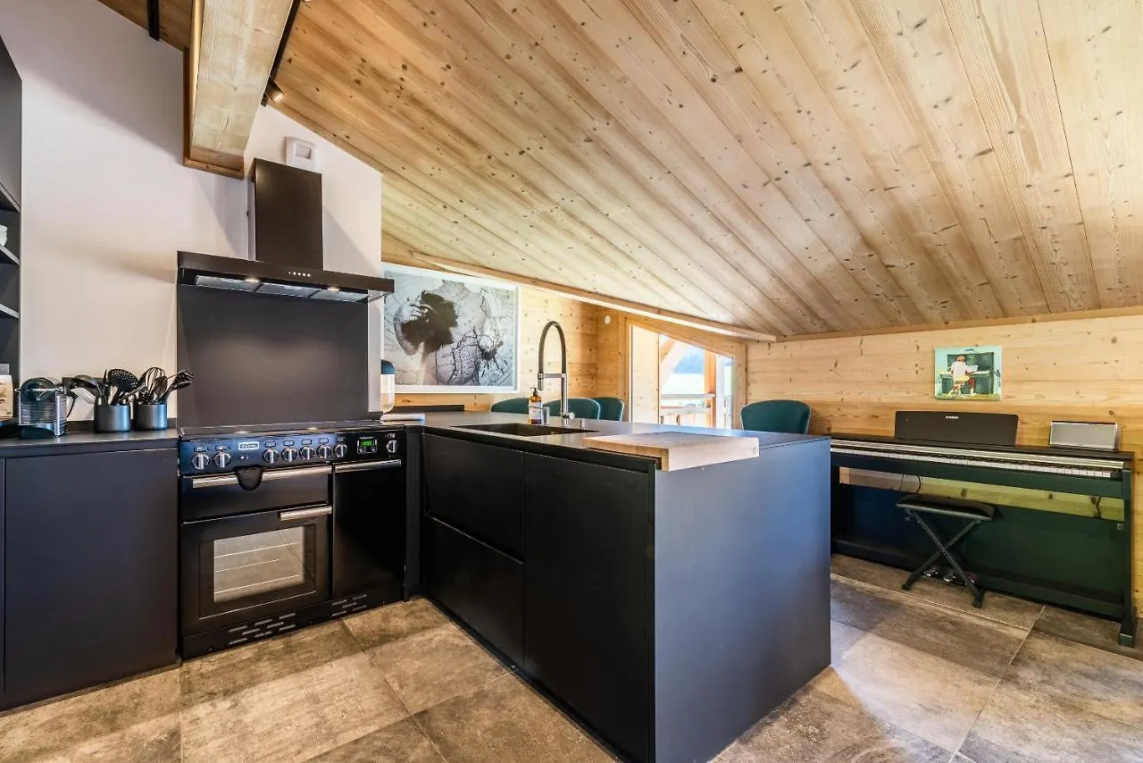 Apartment Tahoe Les Gets - By Emerald Stay France